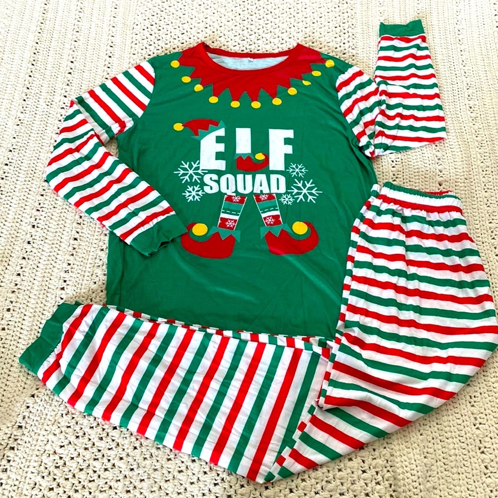 Christmas Pajamas “Elf Squad” for a family of 4. BRAND NEW!!
